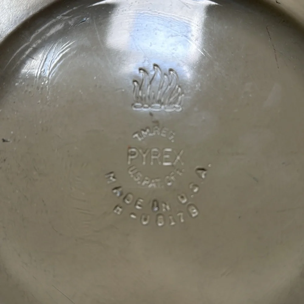 Pyrex Clear Blue Flameware Skillet H-U  8178 with Metal Flameware Handle